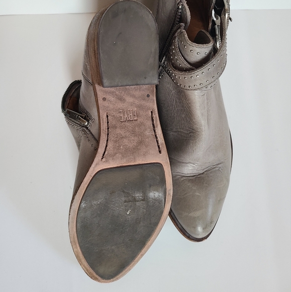 Frye Gray Ankle Western Leather Ray Booties Boots - Picture 3 of 3